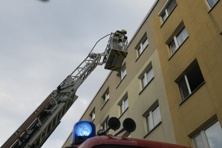 Brand in Aue: Wohnung auf dem Brünlasberg unbewohnbar