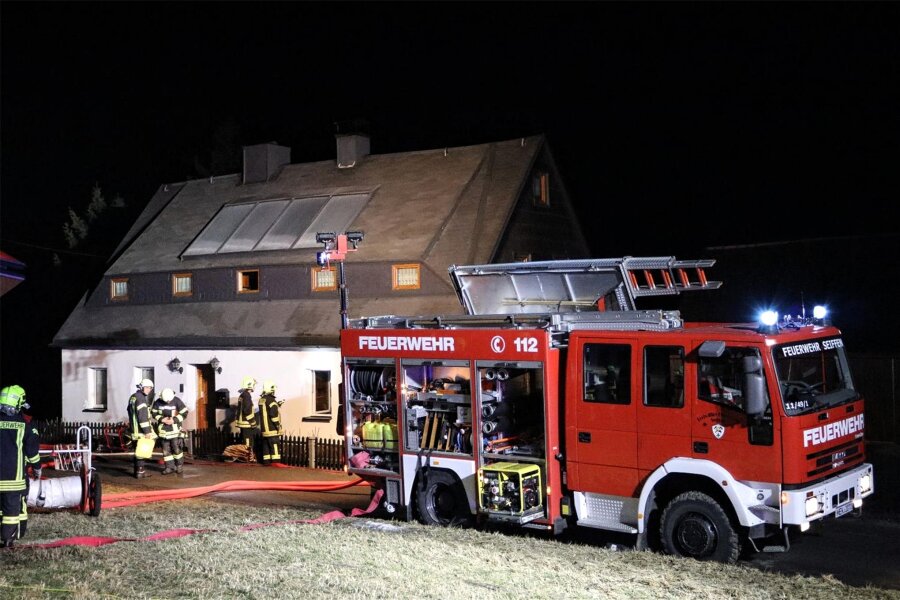 Brandursache in Seiffen war Fahrlässigkeit - Wegen eines Küchenbrandes musste die Feuerwehr am Mittwochabend nach Seiffen ausrücken.