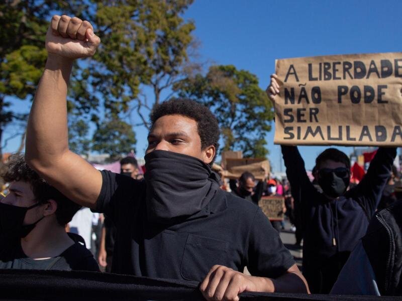  
          Demonstranten in der Hauptstadt Brasilia.