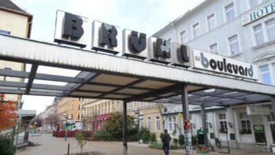 Brühl-Händler organisieren Markt - 