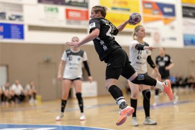 BSV Sachsen Zwickau: Die "Oma" gibt ihre Erfahrung im Juniorteam weiter - Stefanie Pruß unterstützt mit ihrer Erfahrung aus vielen Jahren Zweitliga-Handball seit dieser Saison den BSV Sachsen Zwickau II.