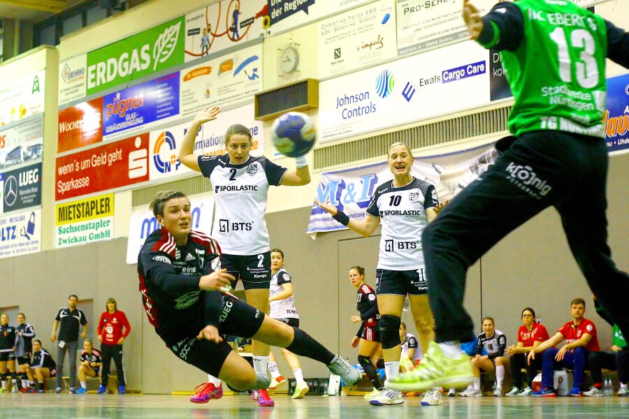 BSV Sachsen Zwickau kassiert Heimniederlage - Die Handballerinnen des BSV Zwickau unterlagen am Samstag gegen die TG Nürtingen.