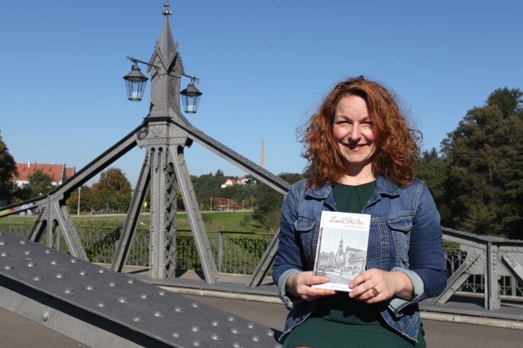 Buch macht Appetit auf Zwigge - Claudia Drescher hat ein Buch über Zwickau geschrieben und hat dafür an viele Türen geklopft, um mit vielen Menschen zu plaudern.