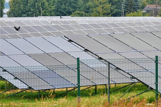 Bürgerenergie-Initiative aus Rossau spürt politischen Rückenwind - Nach Einschätzung der Kreisverwaltung gibt es in Mittelsachsen noch Potenzial an Flächen für den Ausbau erneuerbarer Energien in Mittelsachsen vorhanden . 