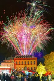 Bürgerfest in Reichenbach kehrt nach zwei Jahren Pause zurück - Das beliebte Musikalische Feuerwerk am Vorabend des Tags der deutschen Einheit findet diesmal am Sonntag, 22 Uhr statt.
