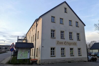 Bürgermeister kündigt Informationen zu Windkraftprojekt im Erzgebirge an - Im Saal des „Erbgerichts" in Grumbach trifft sich der Stadtrat von Jöhstadt zur öffentlichen Sitzung.