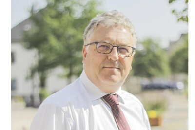 Bürgermeister stoppt Bürgerentscheid zu Windkraftprojekt im Erzgebirge - Bürgermeister Jörg Hartmann hat mit seinem Veto den Ratsbeschluss zum Bürgerentscheid gekippt.