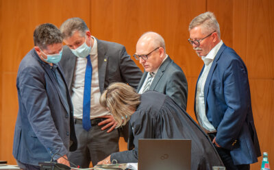 Bürgermeisterwahl in Chemnitz gescheitert: OB verweigert Zustimmung - OB Sven Schulze lehnte Axel Bruder als Sozialbürgermeister ab.