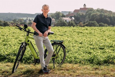Bürgermeisterwahl in Lichtentanne: Kandidat Frank Herwig setzt aufs Ehrenamt - Frank Herwig sucht Entspannung oft in der Natur. Er ist viel mit dem Rad unterwegs.
