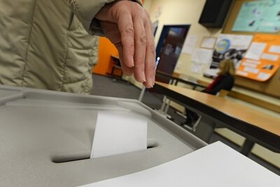 Bürgermeisterwahl in Mulda: Rund die Hälfte der Wahlberechtigten hat bis Mittag bereits gewählt - 