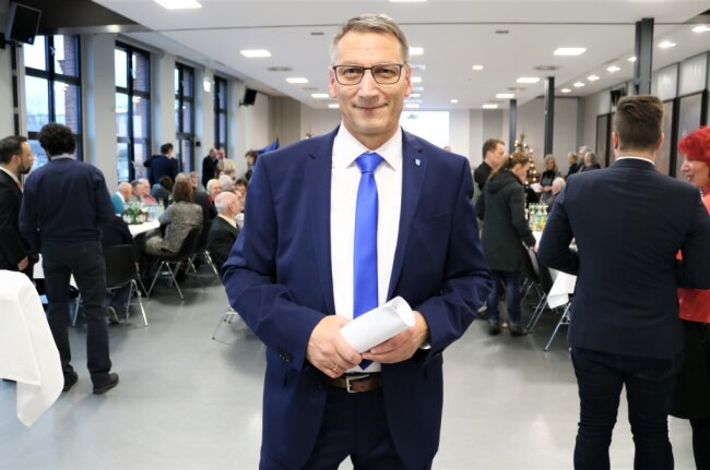 Amtsinhaber Volker Holuscha (Die Linke)