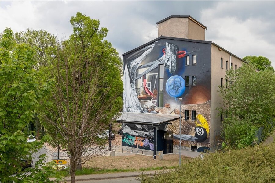 Die im Mai eröffnete Kulturfabrik Auerbach, eine ehemalige Industriebrache an der Beegerstraße, wurde mit Mitteln aus dem Europäischen Fonds für regionale Entwicklung (Efre) finanziert.