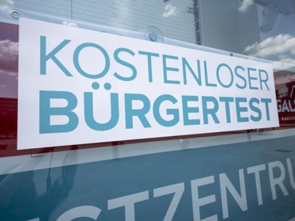 Bund zahlt mehr als drei Milliarden Euro für kostenlose Corona-Tests - 