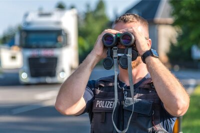 Bundespolizei vollstreckt in Reitzenhain mehrere Haftbefehle - Die Bundespolizei hat in Reitzenhain mehrere Haftbefehle vollstreckt.