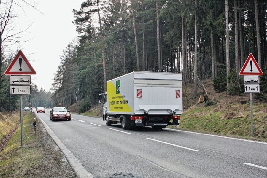 Bundesstraße 173 zeitweise gesperrt - Im Wald an der B 173 zwischen Oederan und Falkenau laufen demnächst Arbeiten zum Holzeinschlag. 