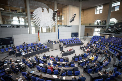 Bundestag beschließt Kinder-Sofortzuschlag und Einmalzahlung für Bedürftige - 