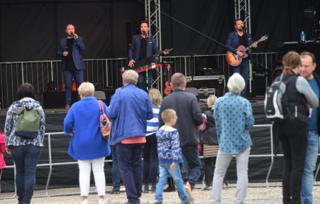 Die Band Notendealer beim Stadtfest 2020 in Burgstädt.