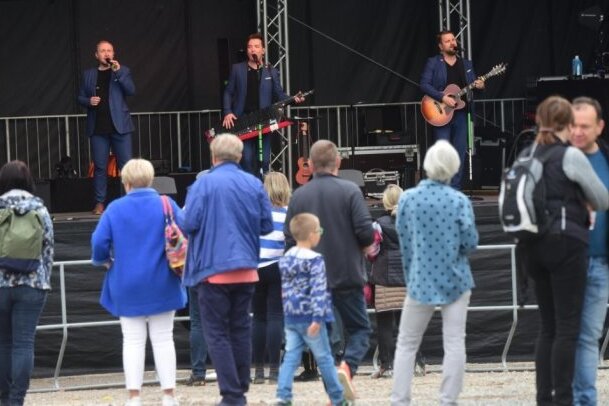 Die Band Notendealer beim Stadtfest 2020 in Burgstädt.