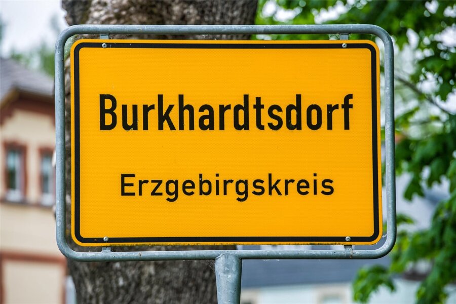 Burkhardtsdorf: Warum eine wichtige Straße in dem Erzgebirgsort teurer wird - Der Ausbau der Gelenauer Straße im Burkhardtsdorfer Ortsteil Kemtau wird teurer.