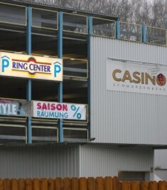 "Casino" im Ring-Center bleibt in jeder Nacht von 3 bis 6 Uhr zu - Die "Casino"-Spielhallen sind direkt vom Parkhaus am Schwarzenberger Ring-Center erreichbar.