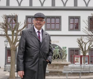 CDU: Luther stichelt gegen Parteifreunde - Michael Luther vor dem Gewandhaus in der Zwickauer Innenstadt. 