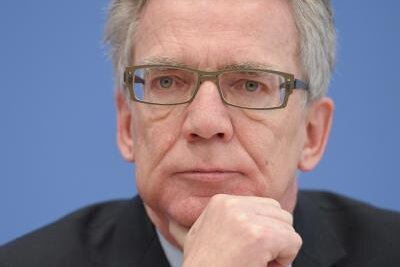 CDU plant Ausweisung ab einem Jahr Haft - Innenminister Thomas de Maziere (CDU)