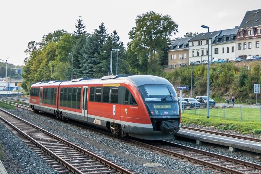 In Marienberg in den Zug steigen - wie hier 2019 auf Sonderfahrt zum Bergfest nach Pobershau - das funktioniert derzeit nicht.