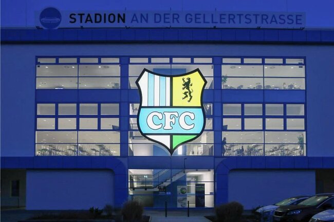 Chaostage beim Chemnitzer FC - Mitarbeiter meldeten sich krank - Im CFC-Stadion brennt noch Licht, aber so gut wie keiner ist mehr da.