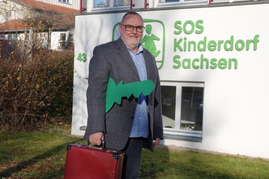 Chef des SOS-Kinderdorfes bricht auf zu neuen Ufern - Heico Engelhardt hat mit seiner Familie Zwickau verlassen. Den Schlüssel zum Kinderdorf bekommen nun mehrere Menschen in die Hand. 