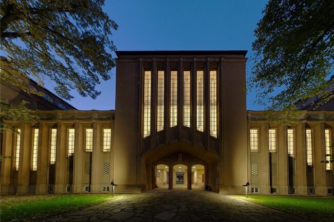 Hier will er für Markneukirchen werben: das Grassimuseum Leipzig. Es beherbergt das Museum für Völkerkunde, das Museum für Angewandte Kunst und das Museum für Musikinstrumente, das Hindtsche jetzt leitet.