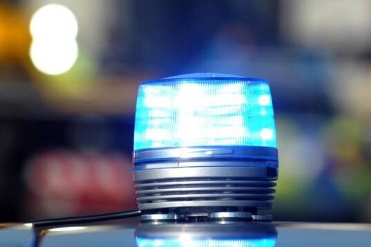 Chemnitz: 16-Jähriger niedergeschlagen und ausgeraubt - 