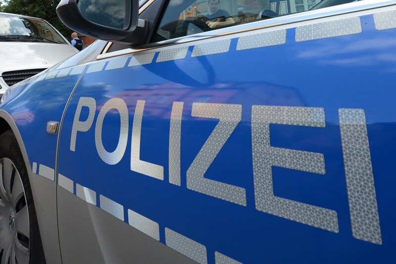 Chemnitz: 23-Jähriger durch Schreckschusspistole verletzt - 