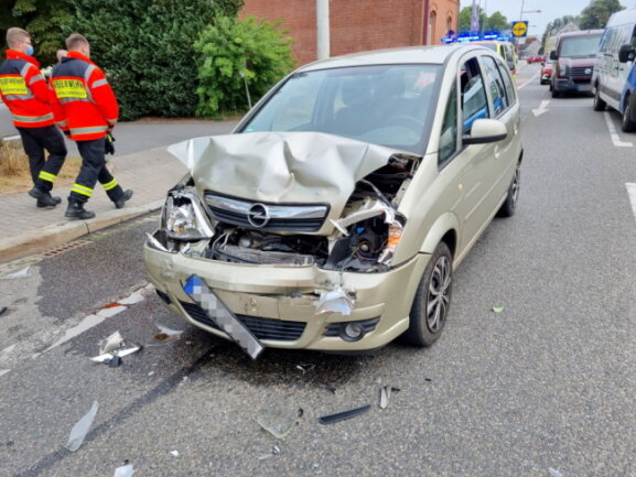 Der Sachschaden an den Fahrzeugen beläuft sich laut Polizei auf 8000 Euro.
