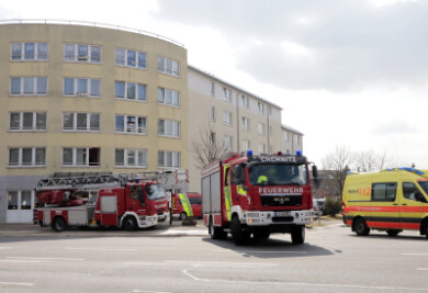 Chemnitz: Brand in Seniorenheim - eine Bewohnerin schwer verletzt - Noch vor Eintreffen der Feuerwehr konnten Mitarbeiter den Brand im Zimmer der Bewohnerin löschen.