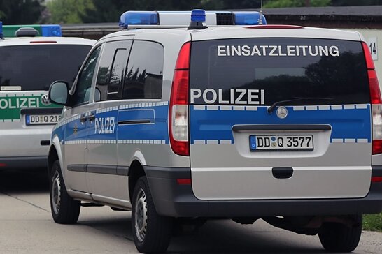Chemnitz: Einbrecher richten Wasserschaden in Mehrfamilienhaus an  - 