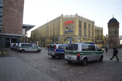 Chemnitz: Einkaufszentrum "Galerie Roter Turm" wird geräumt - 