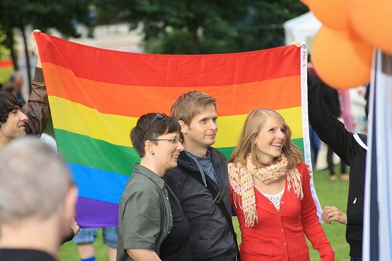 Chemnitz erlebt Festival für Lesben, Schwule, Bi- und Heterosexuelle - 