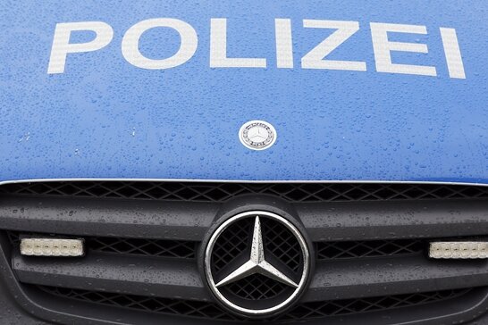 Chemnitz: Frau belästigt - Zeugen gesucht - 
