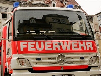 Chemnitz: Fußballfan löst Feuerwehreinsatz aus - 