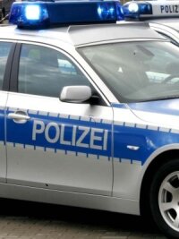 Chemnitz: Lebensgefährliche Fahrt auf Straßenbahnheck - 