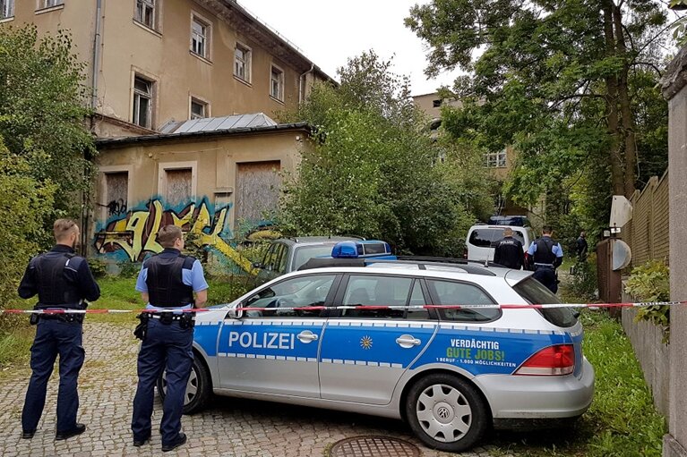 Chemnitz: Leiche auf Brache entdeckt - 
