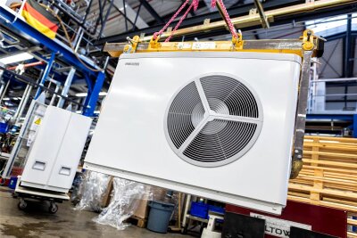 Chemnitz: Neues Heizungsgesetz treibt Hauseigentümer um - Auf welche Heiztechnik soll man setzen? Luft-Wasser-Wärmepumpen sind eine Möglichkeit.