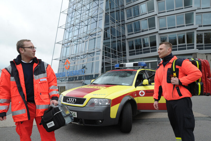 Chemnitz: Notarztwagen startet direkt am Klinikum - 