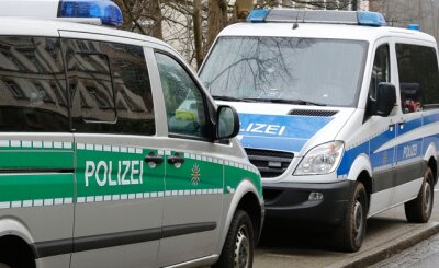 Chemnitz: Polizeisperre stoppt betrunkenen Fahrer - 