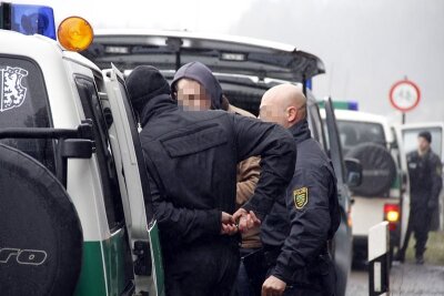 Die Polizei hat am Dienstag in Chemnitz drei mutmaßliche Lebensmitteldiebe geschnappt.
