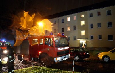 Chemnitz: Seniorin stirbt bei Wohnhausbrand - 