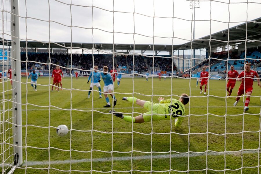 Chemnitzer FC gewinnt gegen Aufsteiger Greifswald - 