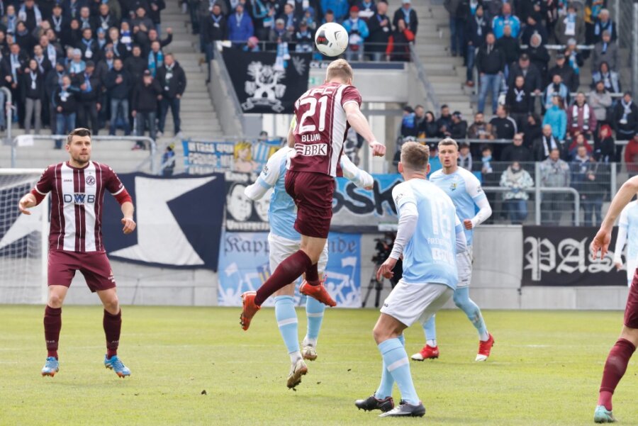Chemnitzer FC kassiert gegen Regionalliga-Spitzenreiter drei Tore - Spiel BFC Dynamo gegen den CFC