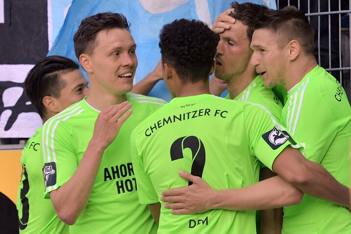 Chemnitzer FC siegt 2:1 in Halle - 
