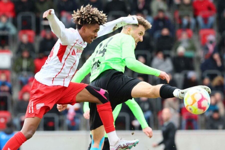 Chemnitzer FC verliert Spitzenspiel gegen Erfurt - 